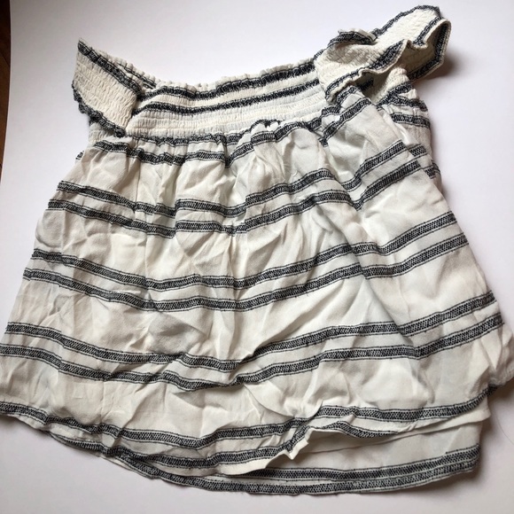 ASTR OFF SHOULDER TOP - Picture 2 of 5